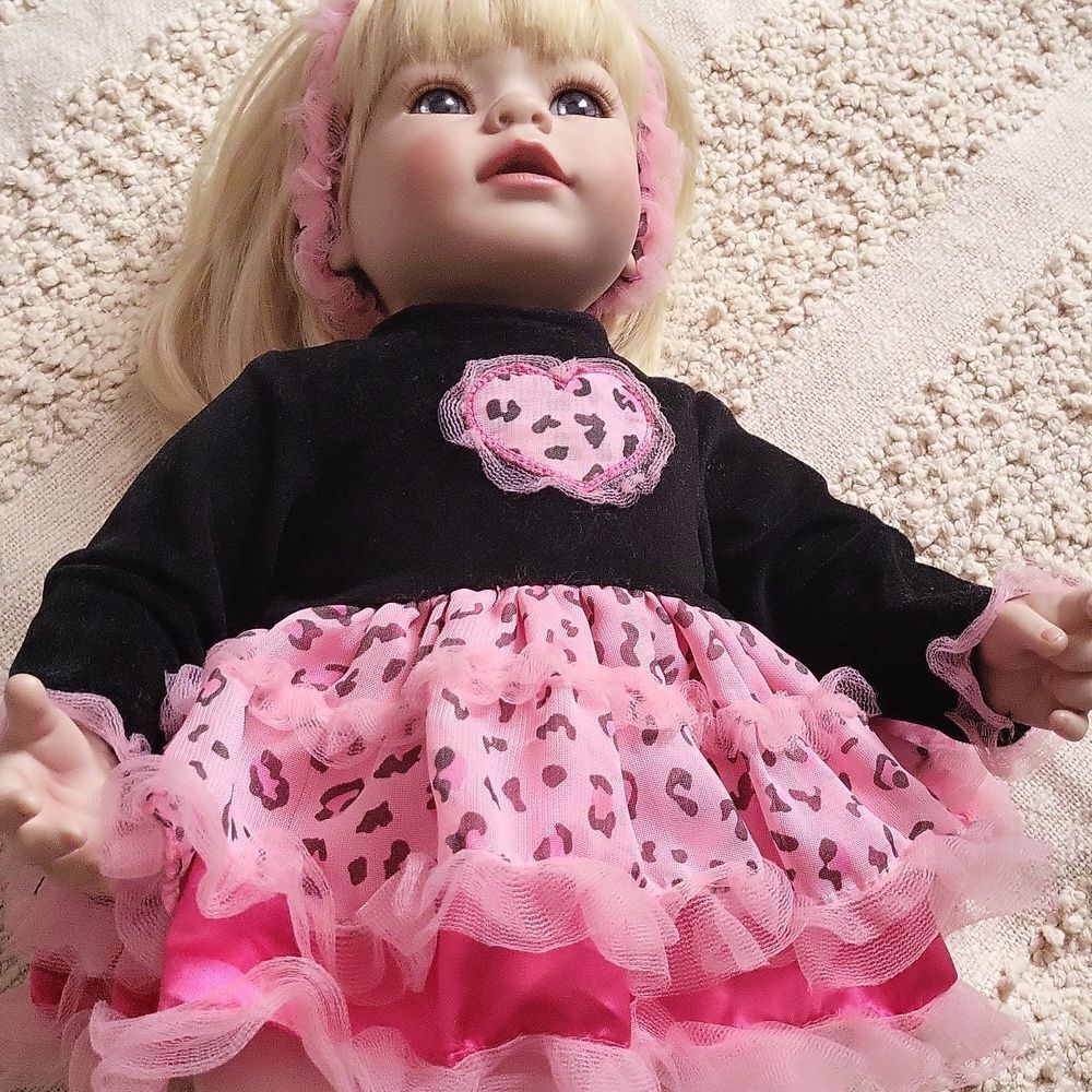 Adora Toddler Ready To Rock 20" Girl Weighted Doll Pink Leopard Tutu Clothes - Picture 8 of 11